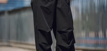 Pull&Bear parachute pants 2025 styled in a streetwear outfit.