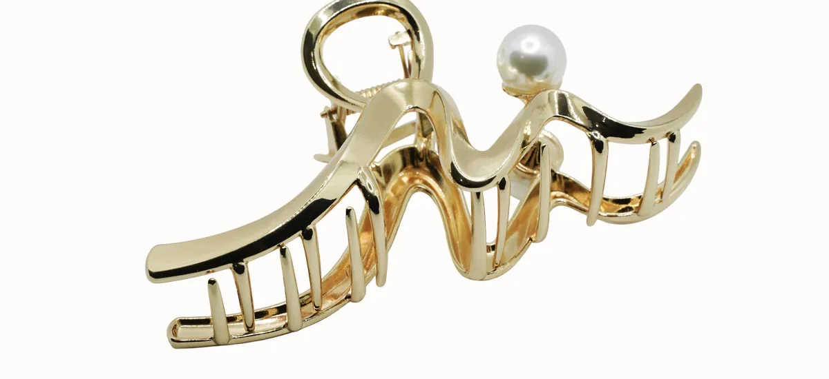 ZARA Crystal Studded Hair Claw Clip 2025 sparkling in styled brunette hair outdoors