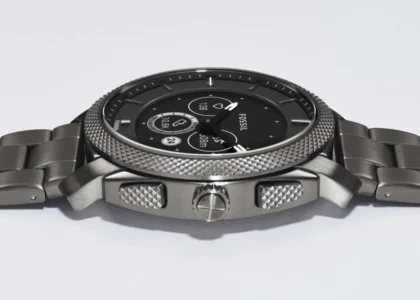 Fossil Gen 6 Hybrid Smartwatch Review 2025 showcasing classic analog design with smart features