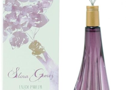 Selena Gomez fragrance scratch-n-sniff campaign