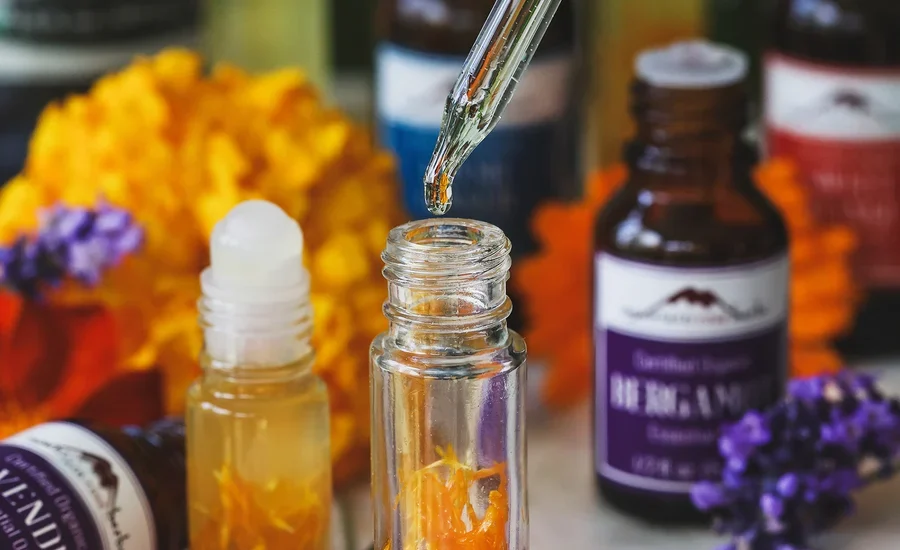 Savoury fragrances with spices and herbs in elegant setting
