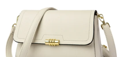 Whisper-Chic: Quiet Luxury, Loud Style on Karachi streets with oversized bags and espresso hues
