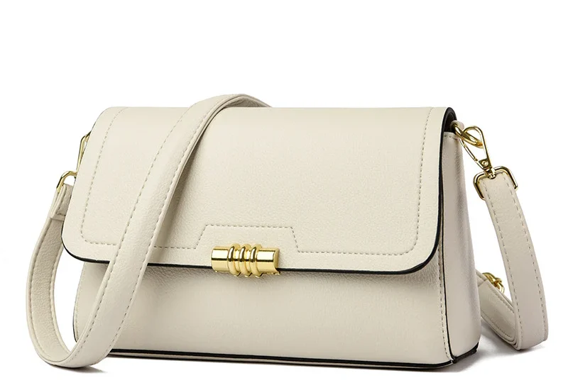 Whisper-Chic: Quiet Luxury, Loud Style on Karachi streets with oversized bags and espresso hues